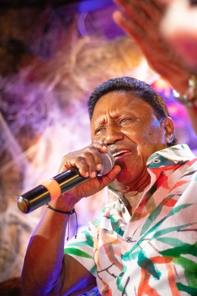 Silvio Brito - Contrataciones para eventos.